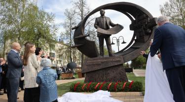 В Нижнем Новгороде открыли памятник легендарному кораблестроителю Николаю Жаркову