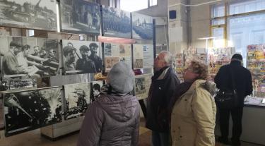 Выставка уникальных исторических фото нижегородских заводов открылась на Главпочтамте