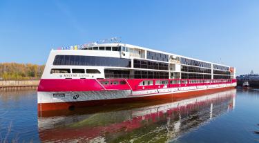 Построенный на заводе «Красное Сормово» лайнер «Мустай Карим» вошел в список лучших судов 2020 года