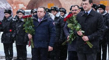 Президент ОСК и губернатор Нижегородской области почтили память моряков-подводников
